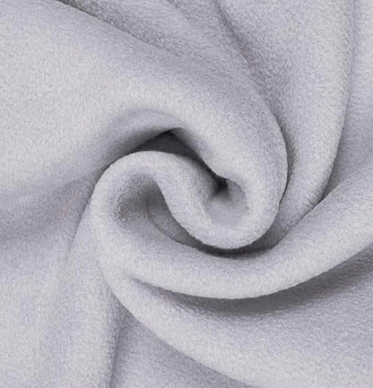 Coperta in Pile; colori neutri